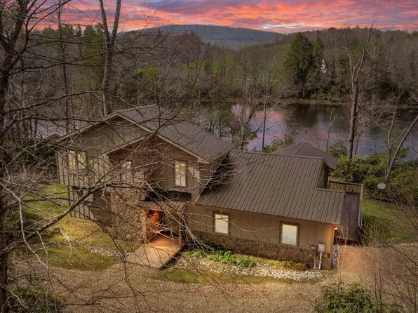 342 Ripshin Lake Rd, Roan Mountain, TN 37687