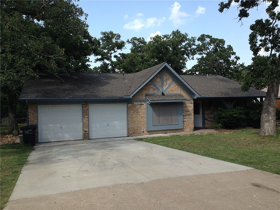 1st image of 1215 Neal Pickett Dr