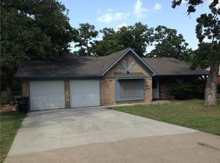 1215 Neal Pickett Dr, College Station, TX 77840