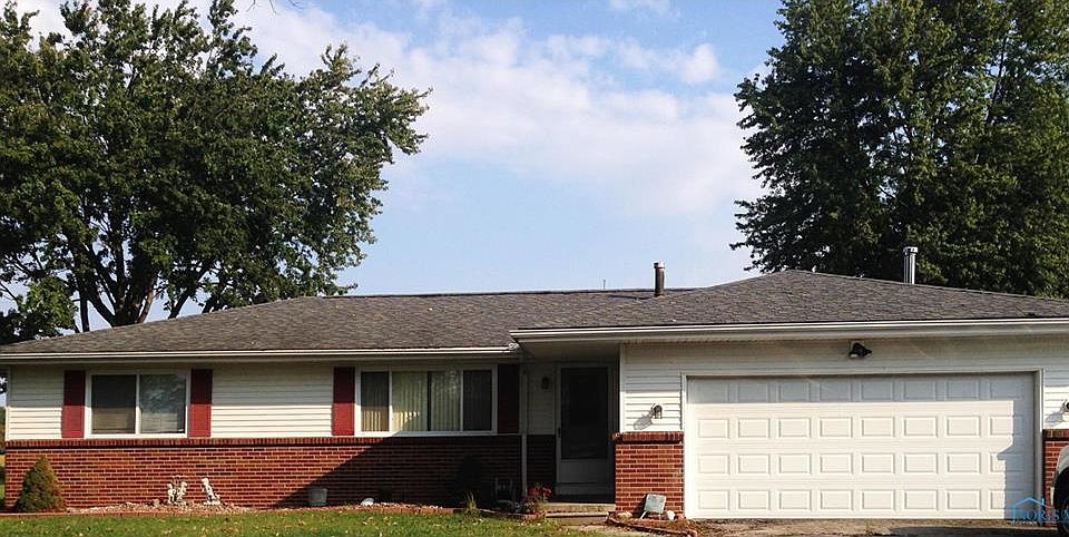 1st image of 23897 W Meadow Dr
