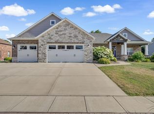 3539 S Arbor Lake Dr, Edwardsville, IL