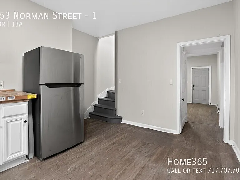 553 Norman St #1 — Photo 6
