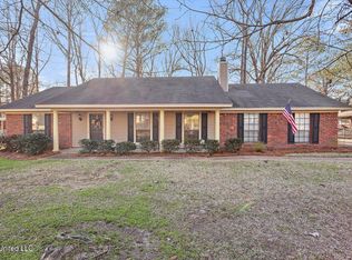 103 Pebble Ln, Clinton, MS 39056