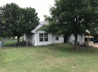 4805 Blackburn Ave, Joshua, TX 76058