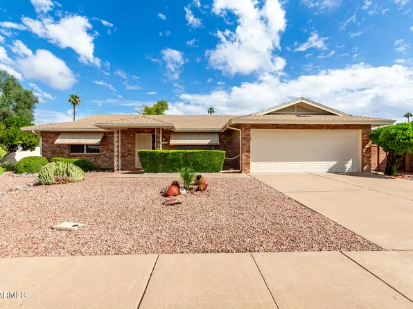 667 S PENROSE Circle, Mesa, AZ 85206