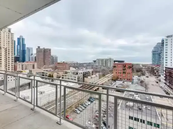 50 E 16th St Unit 1007, Chicago, IL 60616