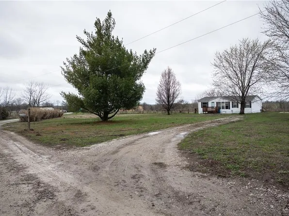 1 SW 575th Rd, Warrensburg, MO 64093
