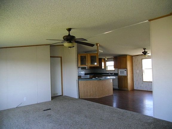 2nd image of 205 Broward Ave