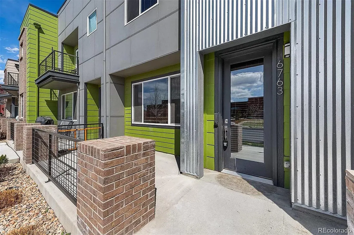 Unit Photo - 6763 Morrison Dr