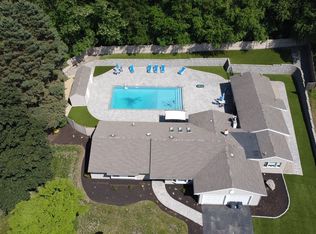 7 Moulton Rd, Peabody, MA 01960