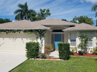 5010 Catalina Ct, Naples, FL 34112