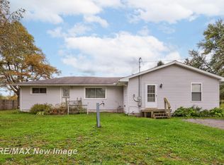 1865 W Moore Rd, Saginaw, MI 48601