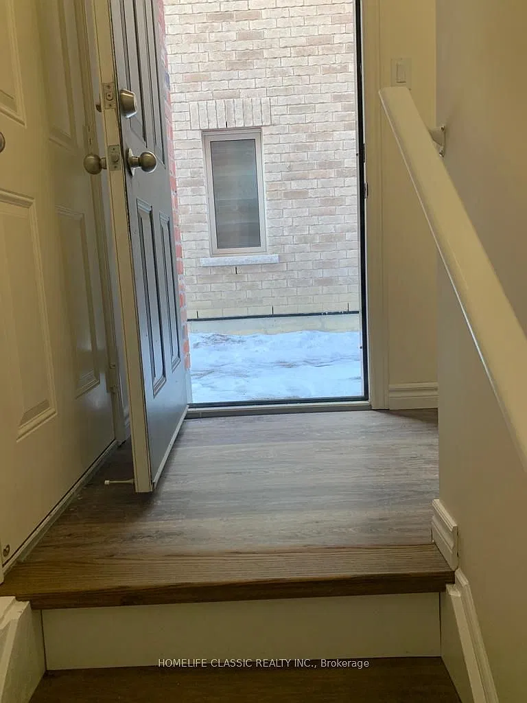 2 bed, $2,000 — Photo 3