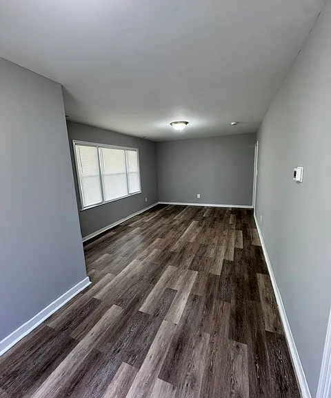 33 Mitchell Ave — Photo 4