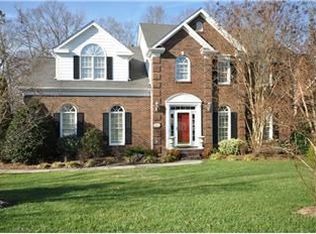 1134 Holly Ridge Dr, Matthews, NC 28105