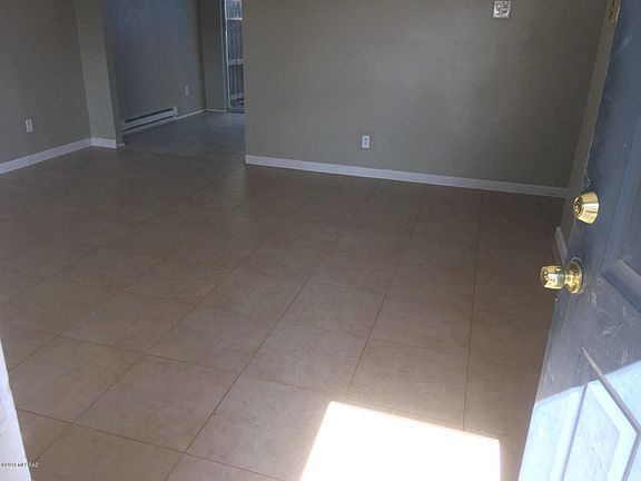 5th image of 3620 E Monte Vista Dr