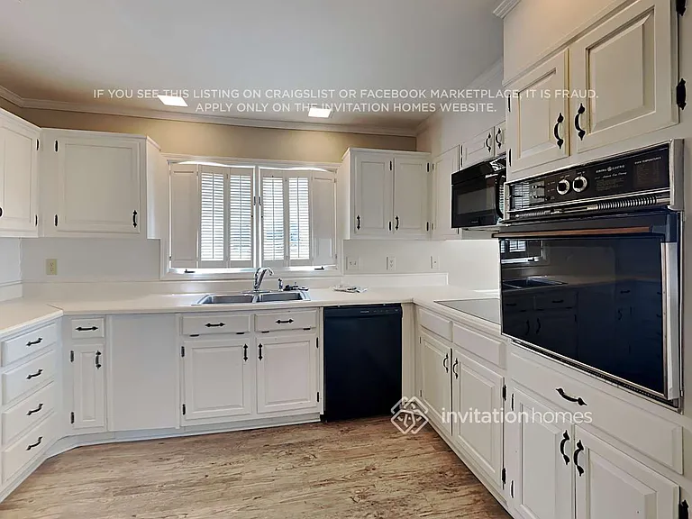 2873 Ravenwolfe Way — Photo 10