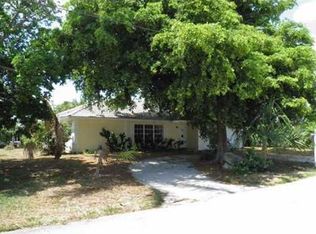 936 Banyan Dr, Delray Beach, FL 33483