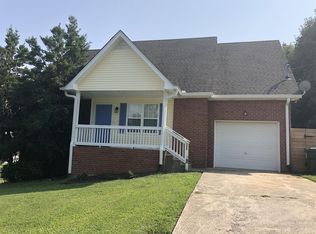 300 Apache Trl, White House, TN 37188