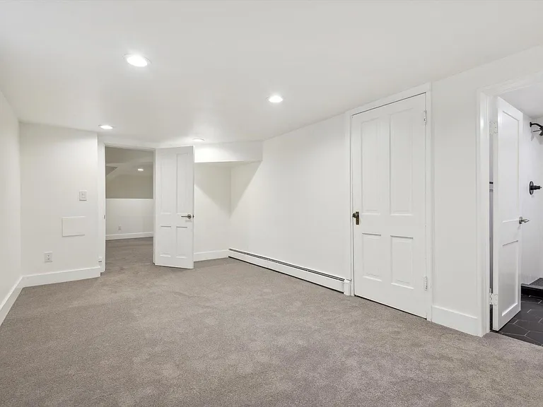 2644 Cherry St — Photo 18