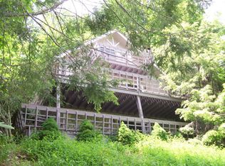 556 Thorncliff Dr, Seven Devils, NC 28604