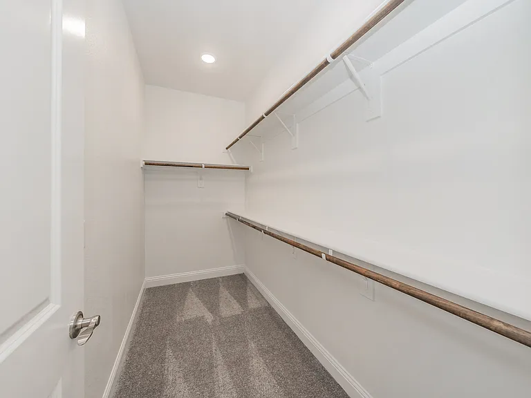 241 Gardenia Dr — Photo 21