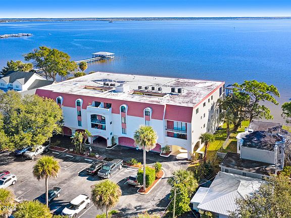 4th image of 525 Indian River Ave APT 402