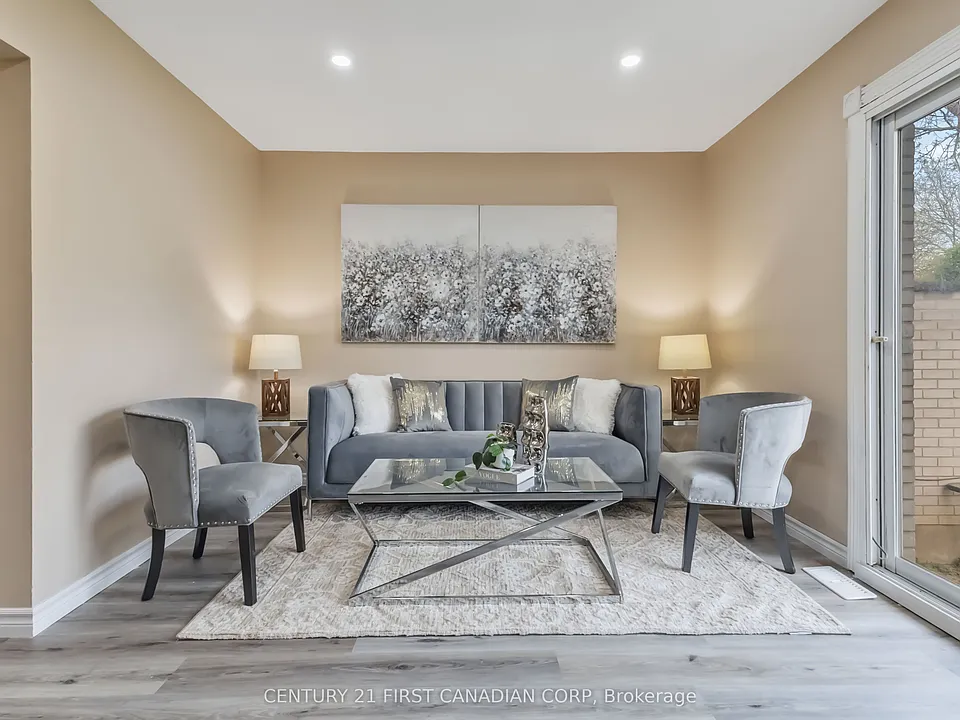155 Boullee St #2