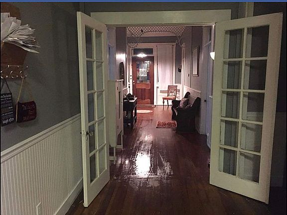 2nd image of 3399 Pearl St