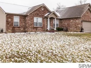 4812 Lone Rock Ln, Smithton, IL 62285