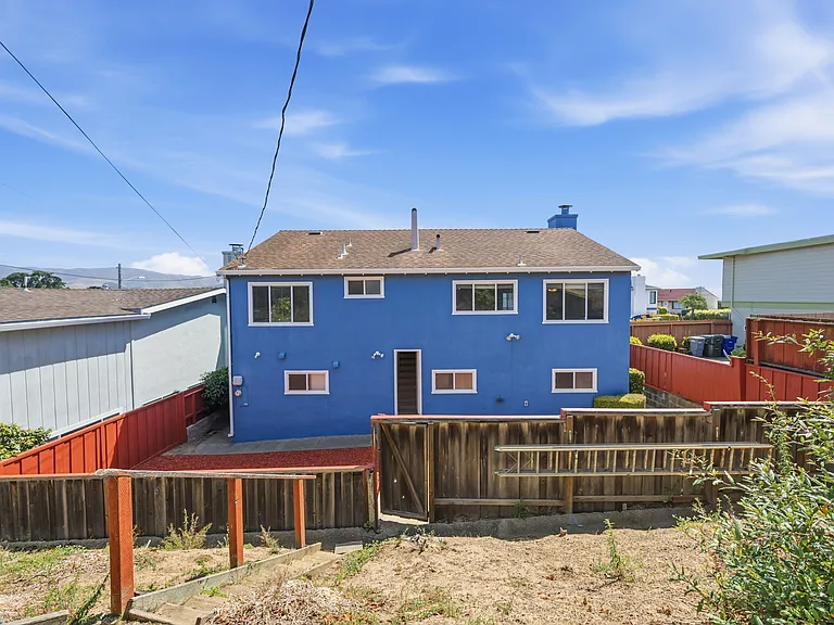 435 Alhambra Rd — Photo 23