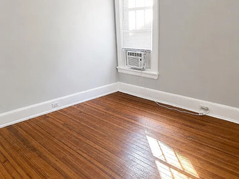 Unit Photo