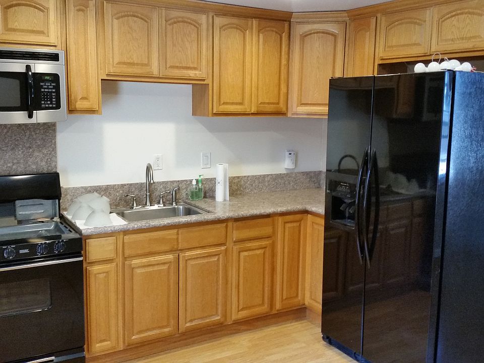 1st image of 1154 Hazel Ave APT C