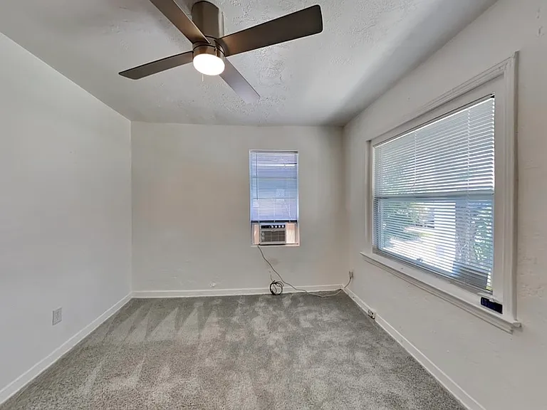 343 Pleasant St #2 — Photo 2