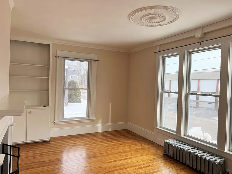 20 Columbia St #1 — Photo 2