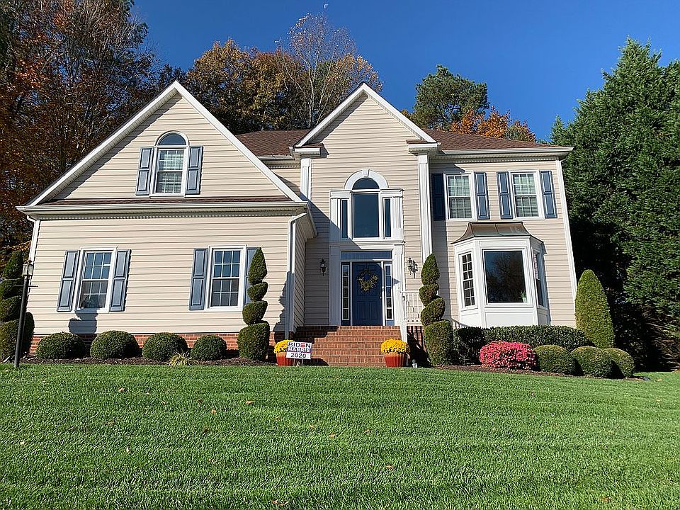 2nd image of 10197 Spring Ivy Ln