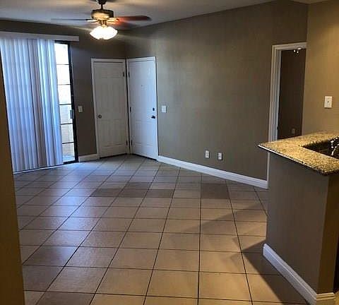 4th image of 5142 S Jones Blvd Unit 104