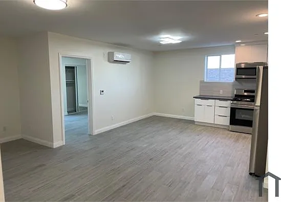 2 bed, 900 sqft, $2,795 — Photo 4