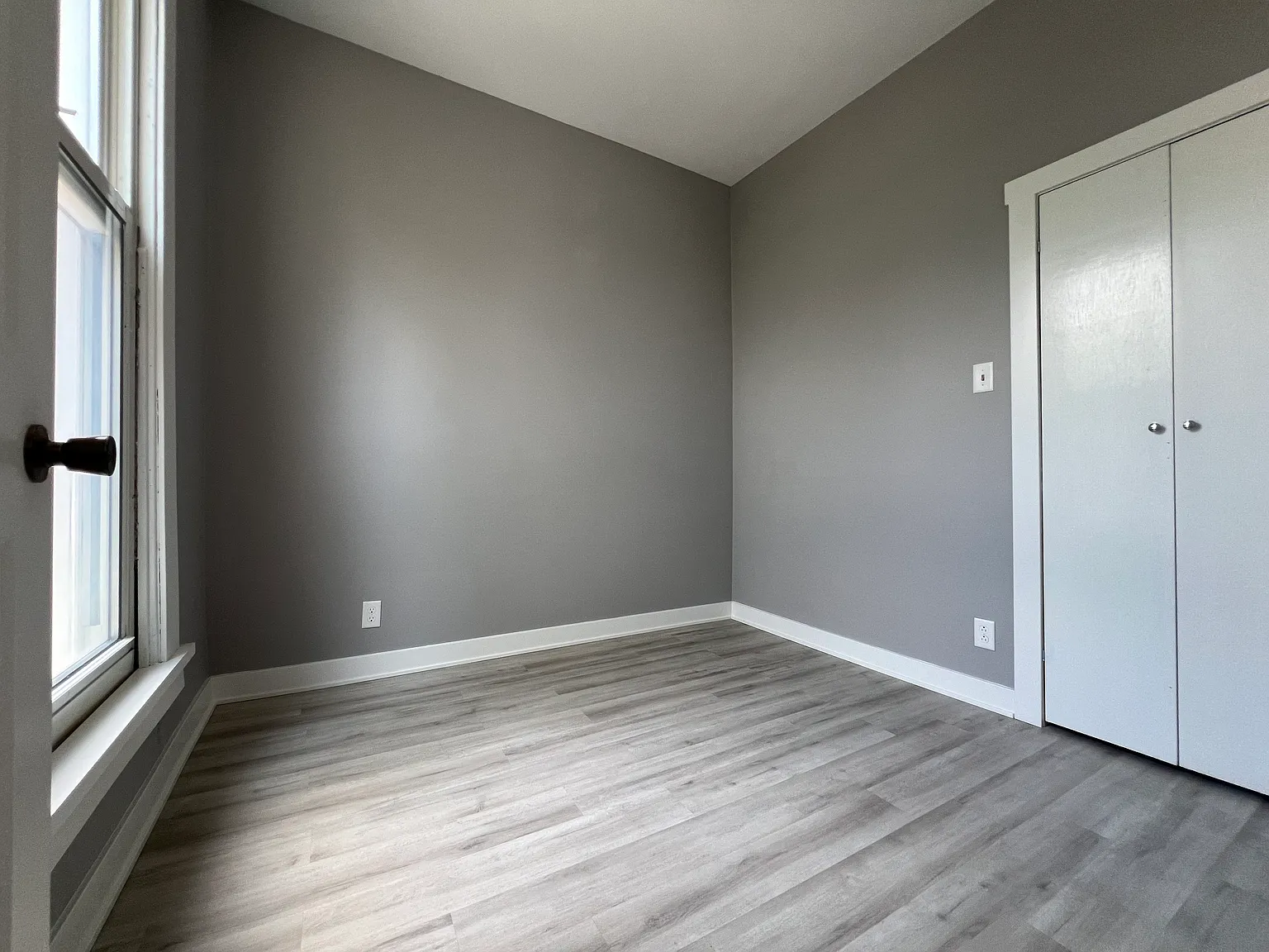 3 bed, 850 sqft, $1,950 — Photo 4
