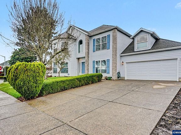 2nd image of 1806 Teton Dr E