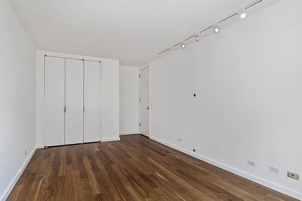 Sold by MYC & Associates, Inc | media 12