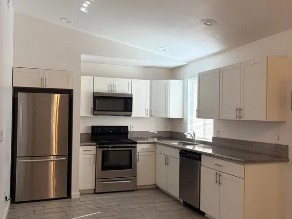 3643 W Garfield St #B, Phoenix, AZ 85009