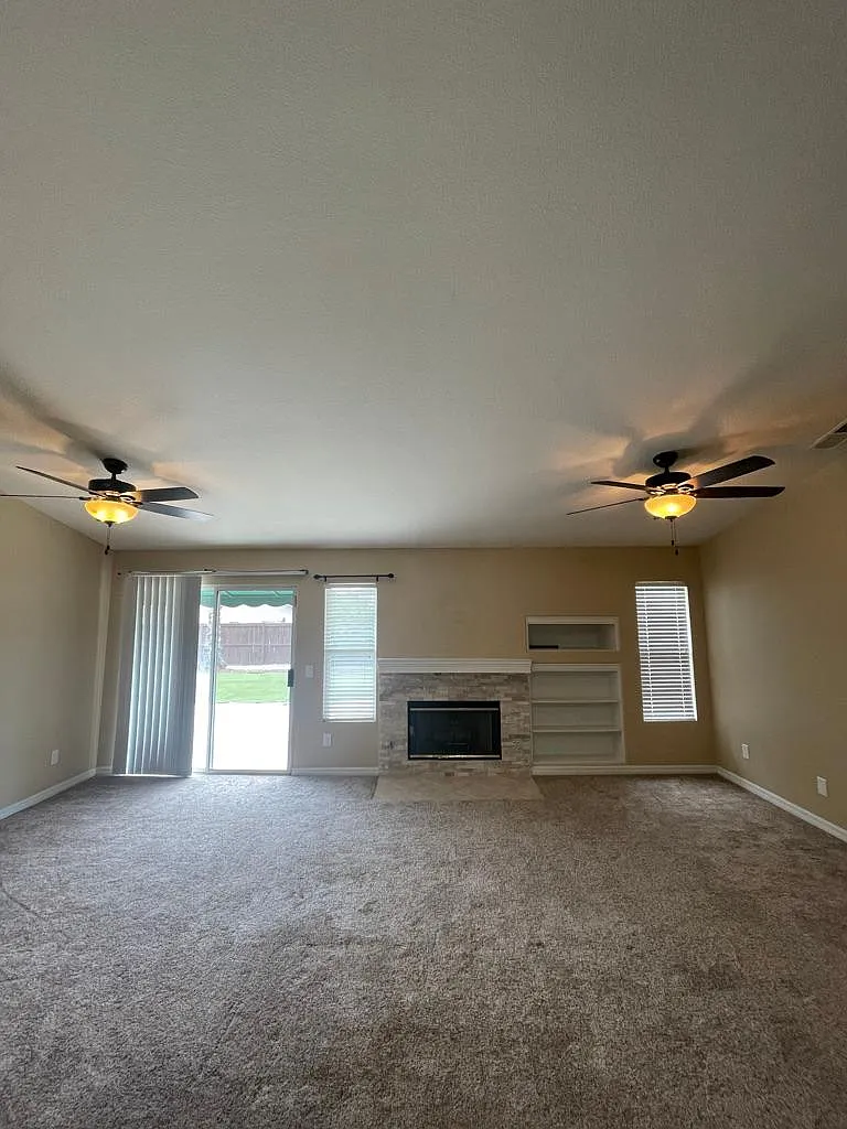 3 bed, 1491 sqft, $3,050 — Photo 4