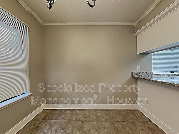 4th image of 21134 Park Brook Dr