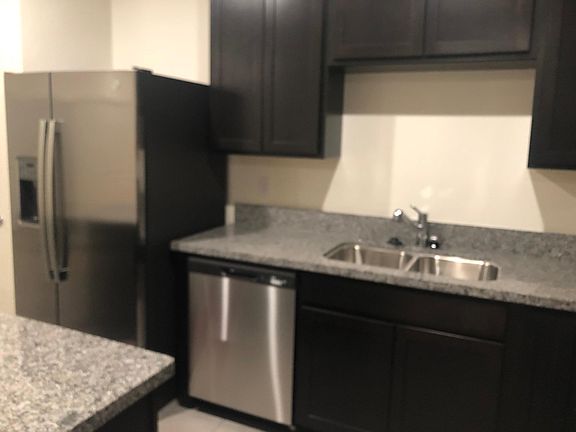 5th image of 2539 Kenna St