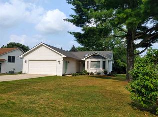 106 Marquette Dr SW, Poplar Grove, IL 61065