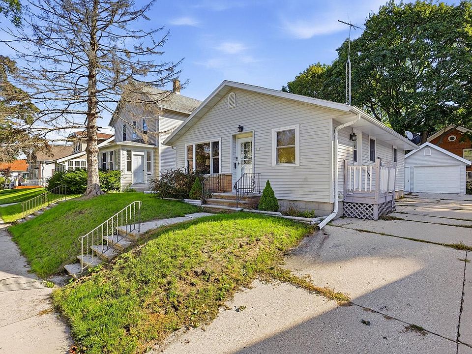 1st image of 915 N 9th STREET