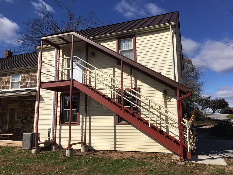 2935 Stillmeadow Ln #B — Photo 8