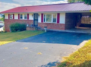 209 Hunt Ave, Church Hill, TN 37642