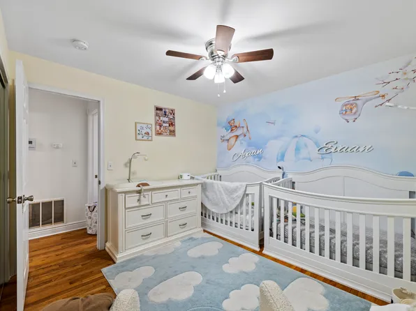 16 68th Street image 14 of 27